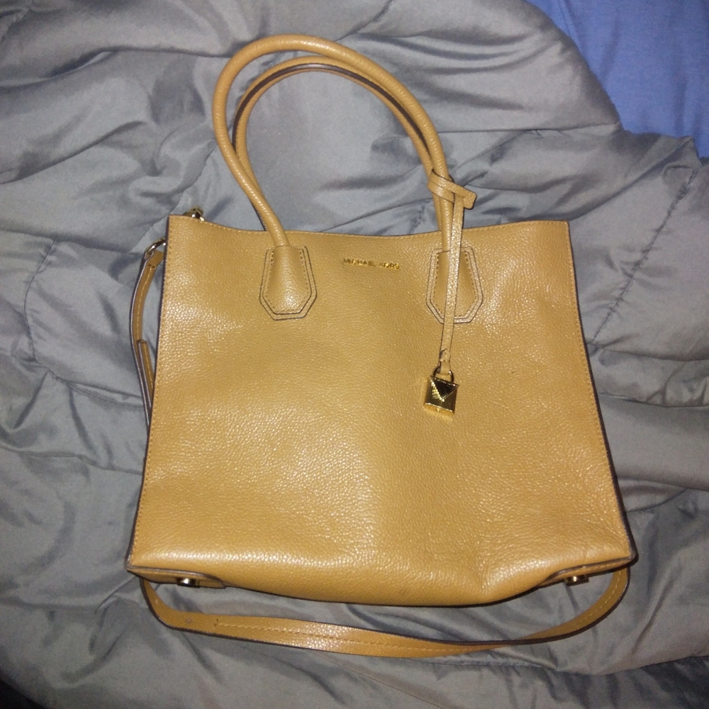 Michael Kors purse